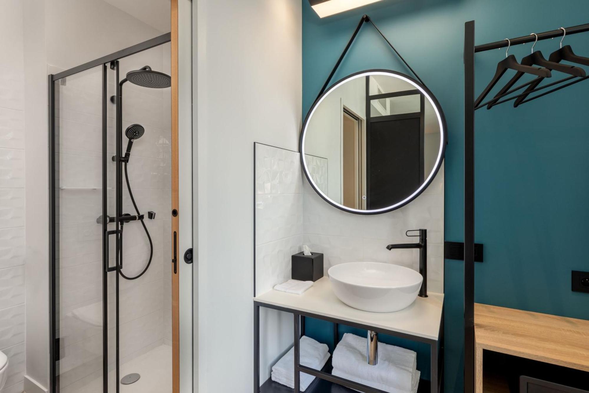 Aloft Hotel Dijon By Marriott Exterior photo
