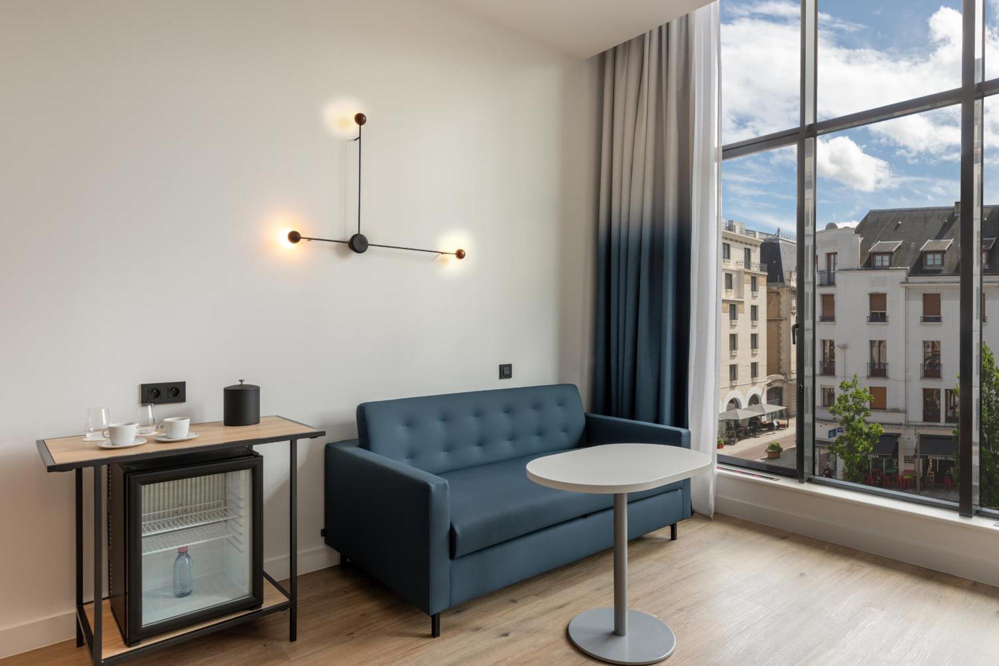Aloft Hotel Dijon By Marriott Exterior photo