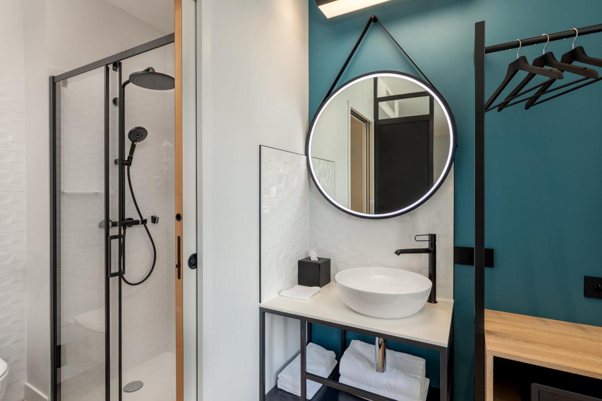 Aloft Hotel Dijon By Marriott Exterior photo